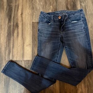 American Eagle Outfitters Women's Dark Blue Skinny Jeans